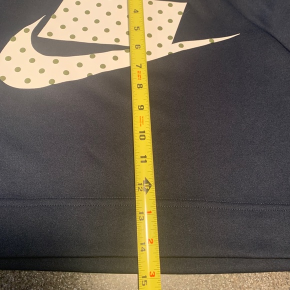 Nike Cropped Sweatshirt for Women Size Small. See pics for Measurements. - Picture 7 of 10